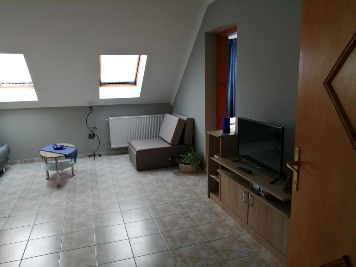 Hajdúszoboszló Apartman Pavai מראה חיצוני תמונה