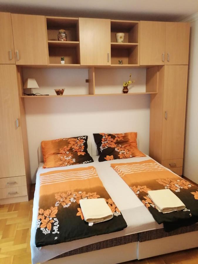 Hajdúszoboszló Apartman Pavai מראה חיצוני תמונה