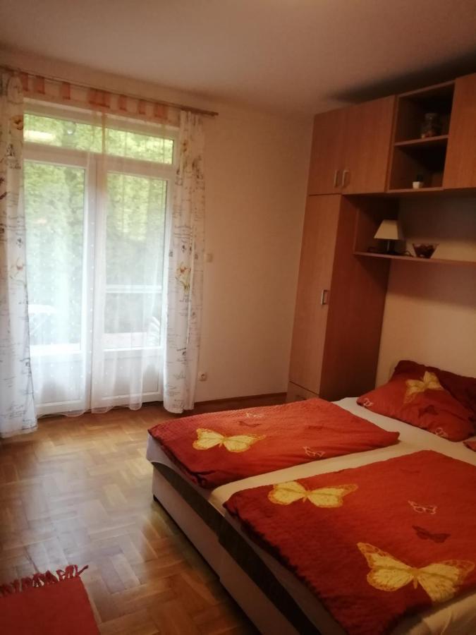 Hajdúszoboszló Apartman Pavai מראה חיצוני תמונה