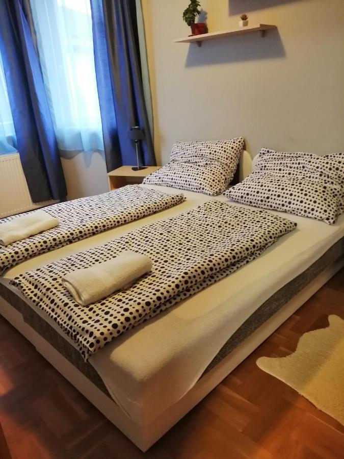 Hajdúszoboszló Apartman Pavai מראה חיצוני תמונה