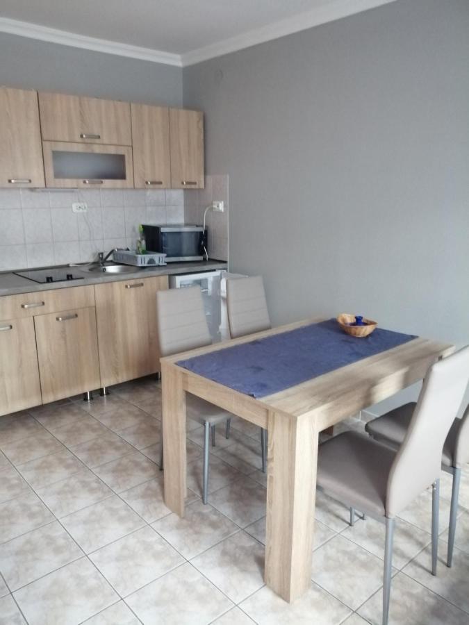 Hajdúszoboszló Apartman Pavai מראה חיצוני תמונה
