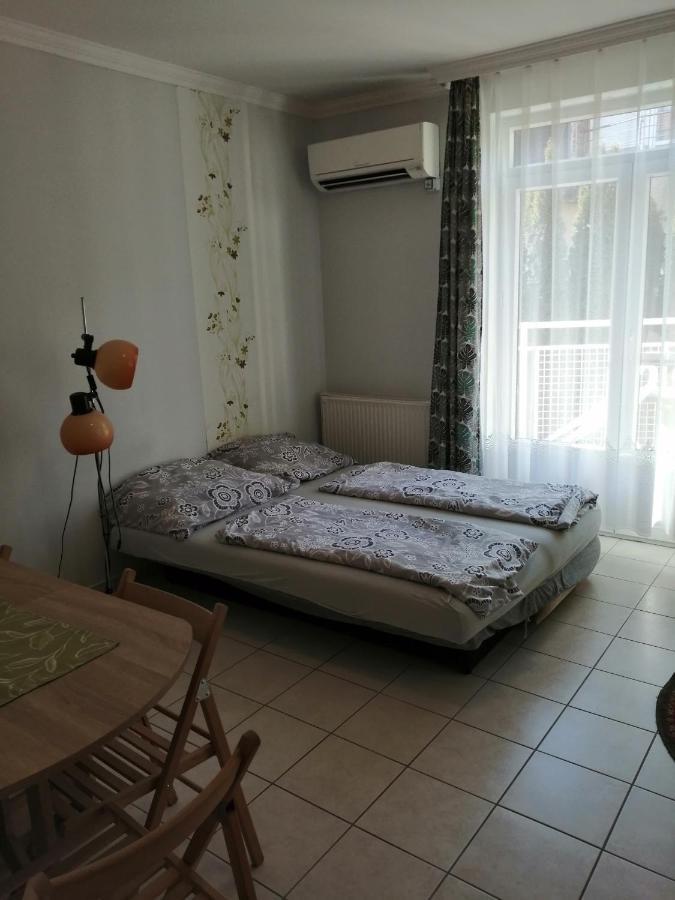 Hajdúszoboszló Apartman Pavai מראה חיצוני תמונה