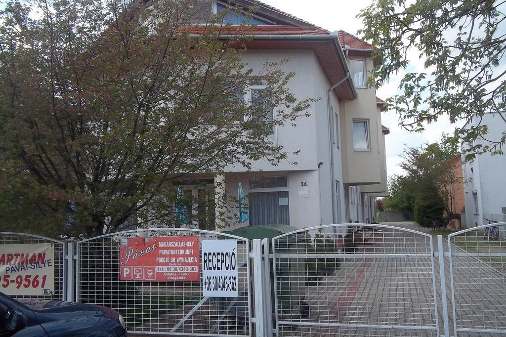 Hajdúszoboszló Apartman Pavai מראה חיצוני תמונה